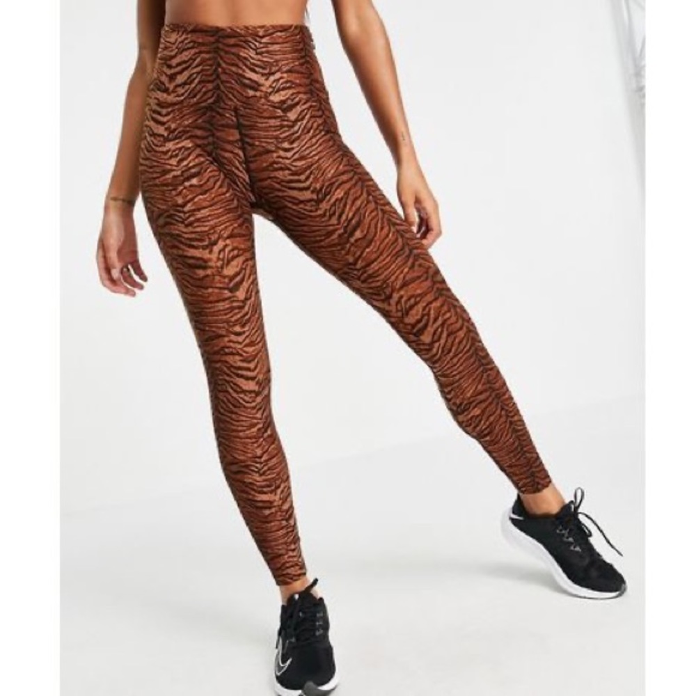 Lorna‎ Jane Core Ankle Biter Leggings